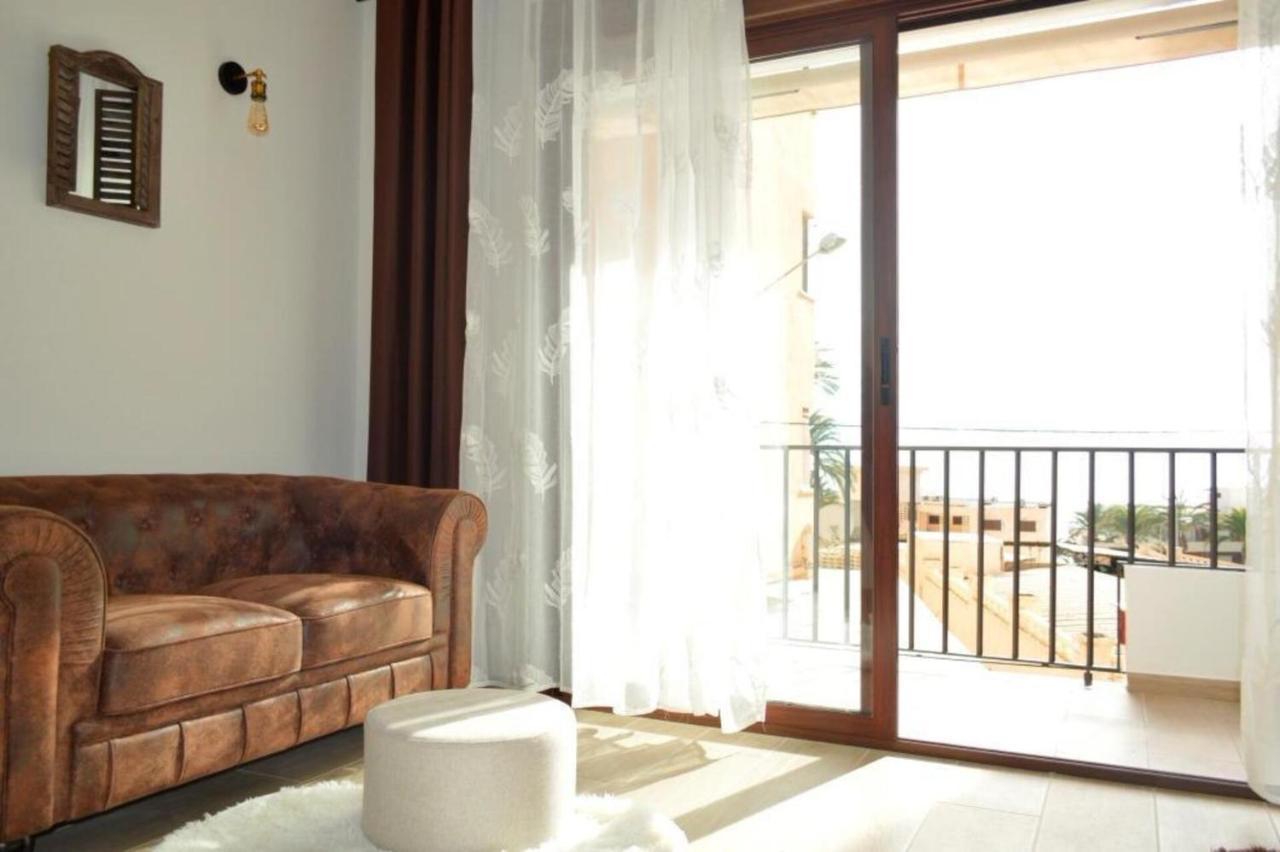 Captivating 2-Bed Apartment In Aguadulce 아구아둘세 외부 사진