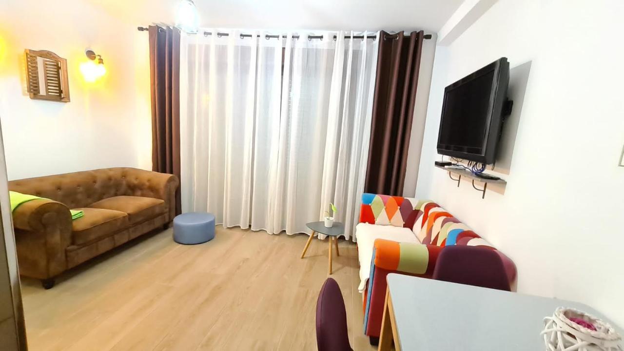 Captivating 2-Bed Apartment In Aguadulce 아구아둘세 외부 사진