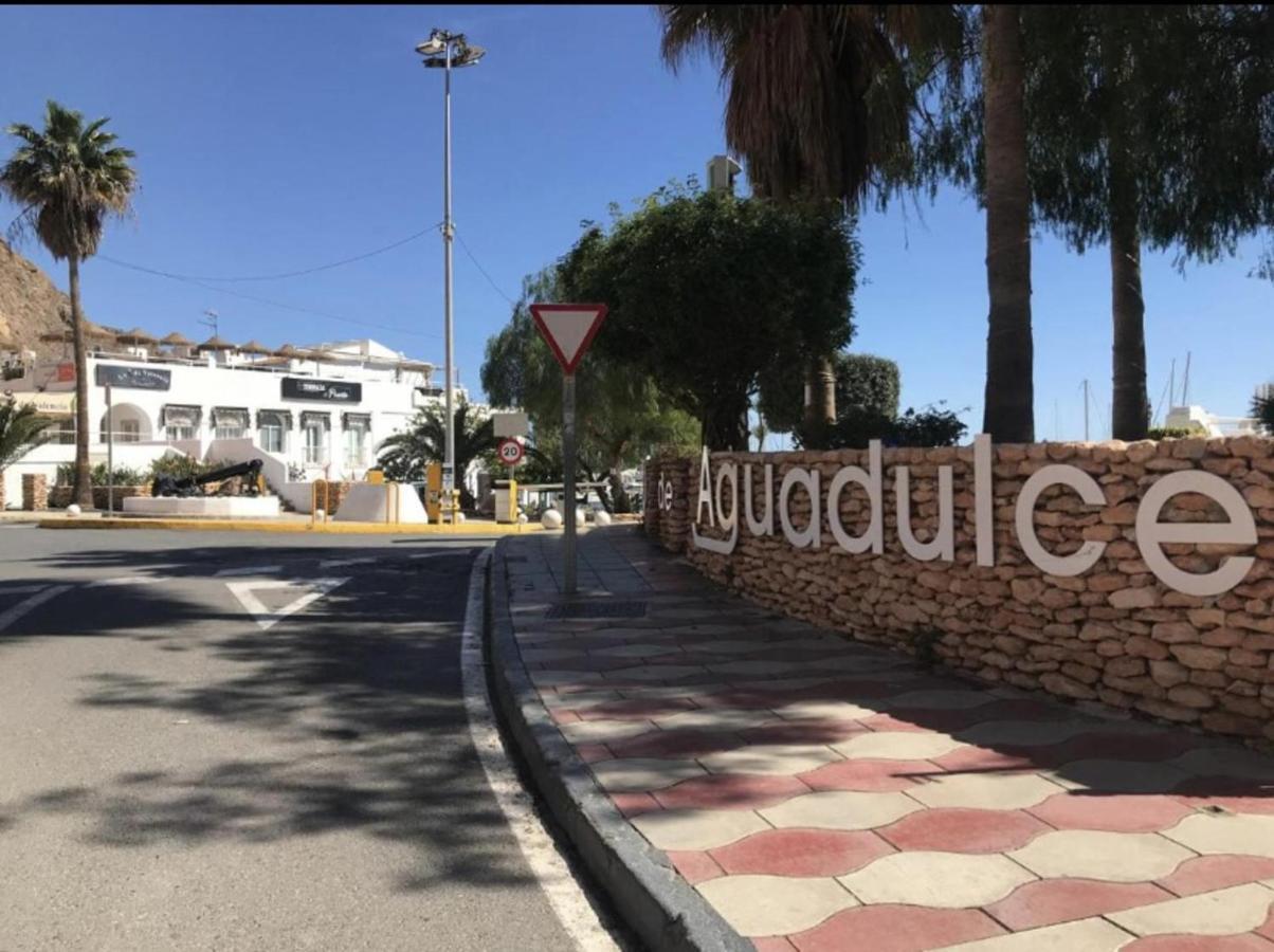 Captivating 2-Bed Apartment In Aguadulce 아구아둘세 외부 사진